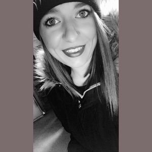 Meet your Posher, Michaela